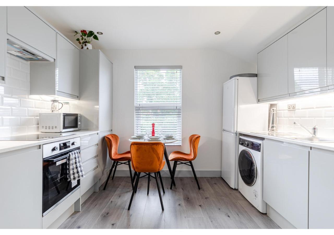 Cozy And Stylish 2 Bedroom Flat In Greater ロンドン エクステリア 写真